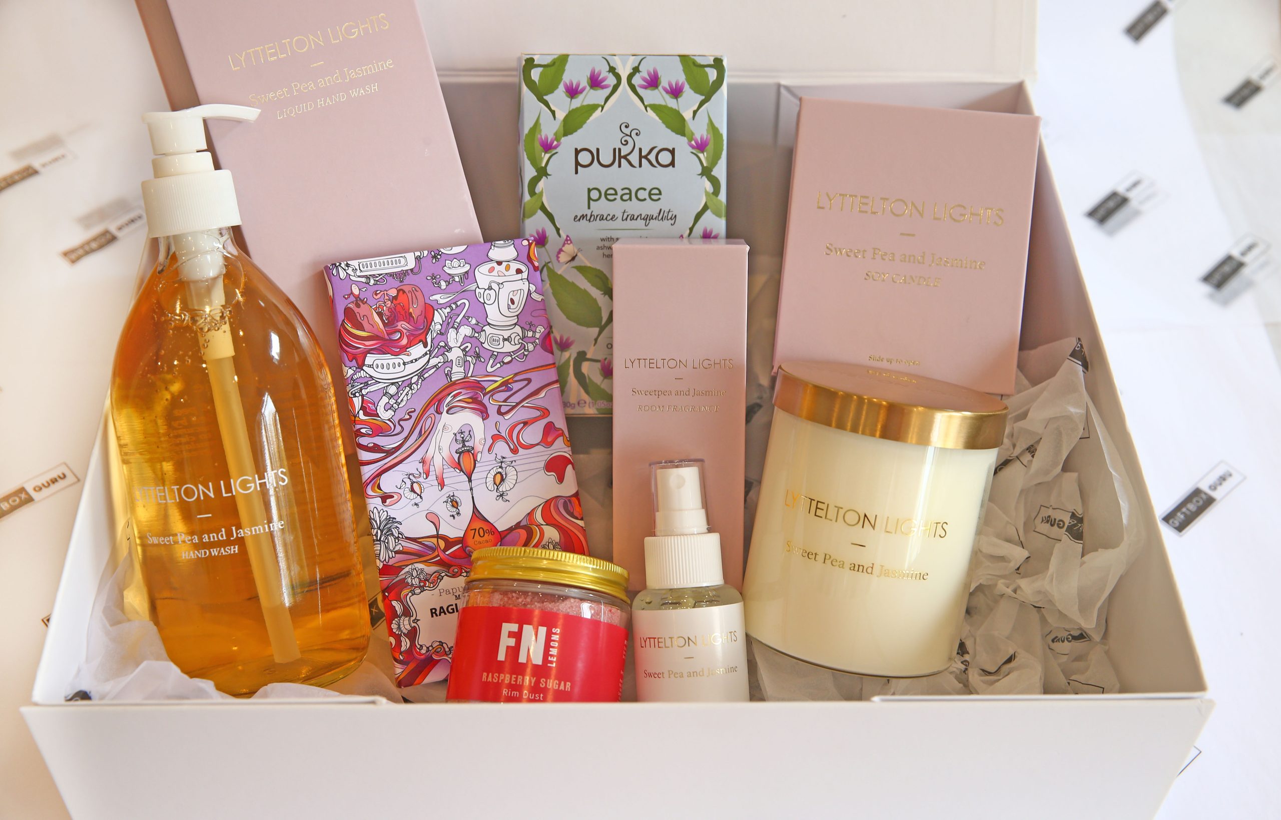 JUST BECAUSE GIFT BOX - Image 3